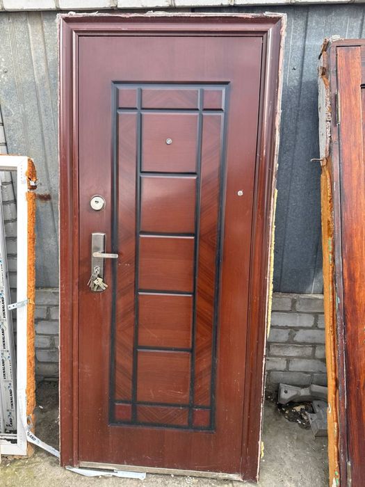 Входные бронированые двери 850*2050