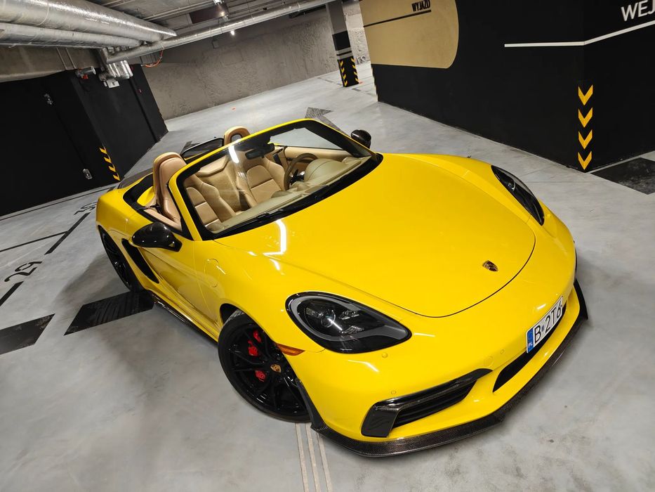 Porsche 718 Boxster