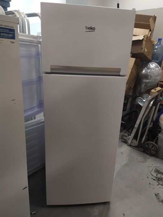 Lodówka Beko biała