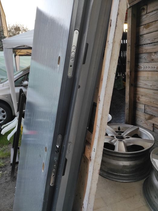 Drzwi Techniczne 80 z oscieżnicą P+L 2szt