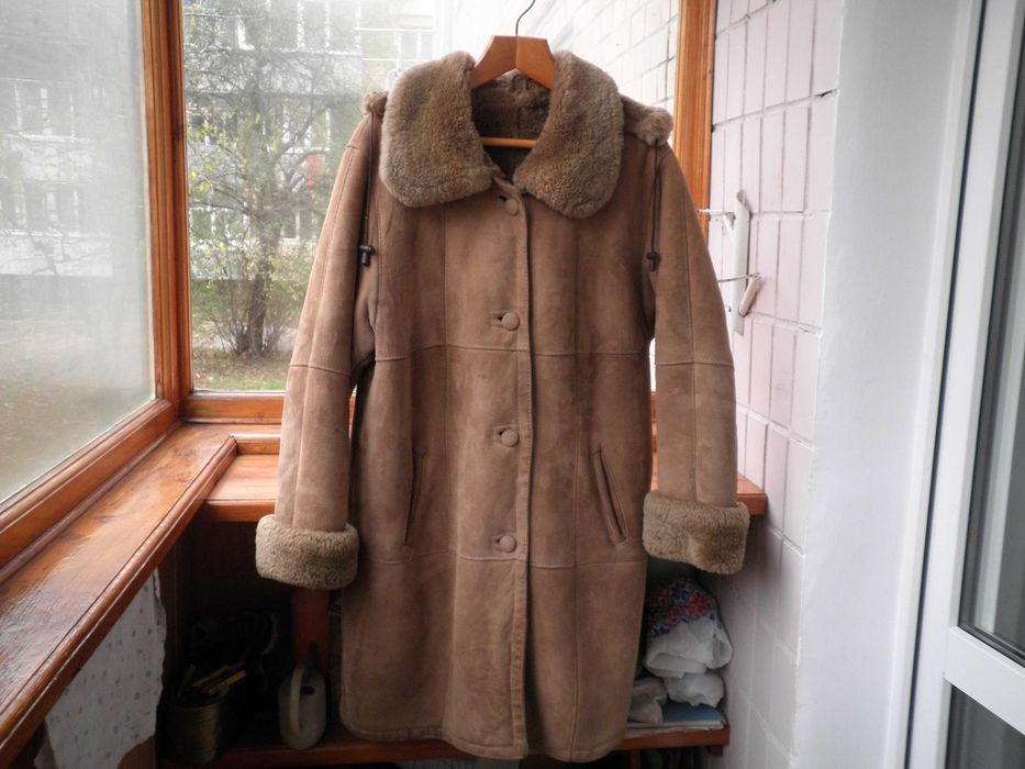 Дубленка женская натуральная  р. 50-52