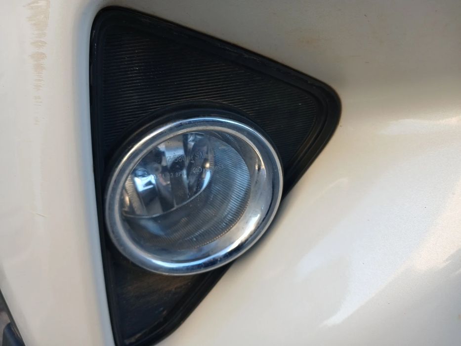 Farol nevoeiro frente direito TOYOTA RAV4 IV (_A4_)