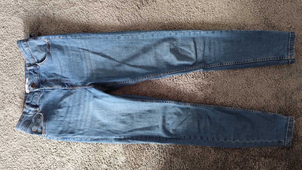 Skinny jeans Reserved r.36