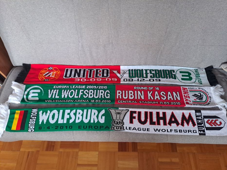 Szaliki Fulham.  Manchester United.  Wolfsburg. Rubin  Kasan