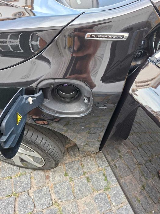 Volvo v60 d6 plaghin hybrid