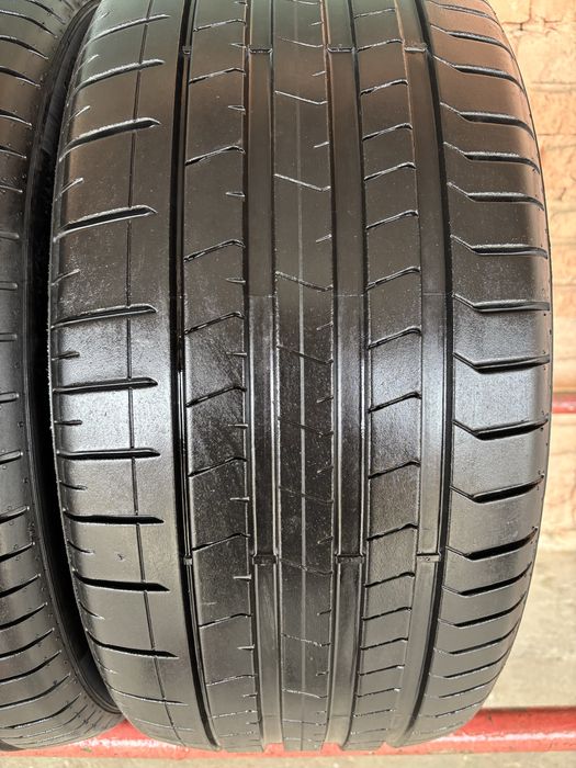 Пара літніх шин 285/40R21 Pirelli P Zero