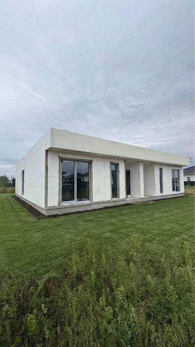 Дуплекс в с.Струмівка  в стилі Hi-Tech