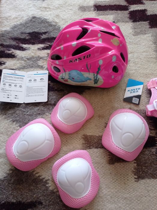 Набір для велосипеду ,роликів,або скейту.