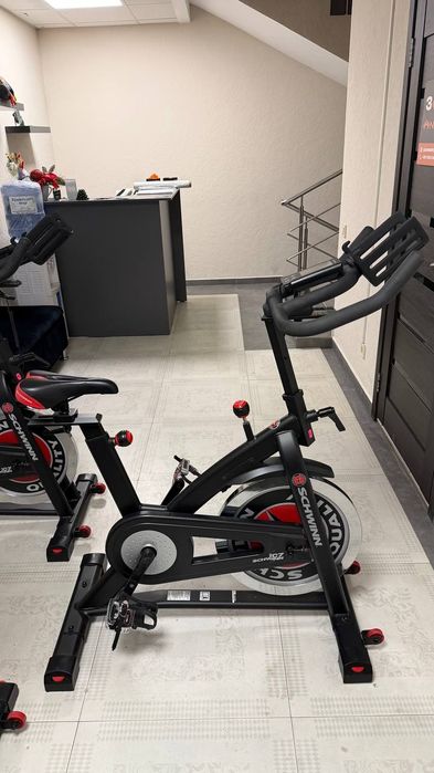 Велотренажер Schwinn — якість преміум для дому
Продається велотрена