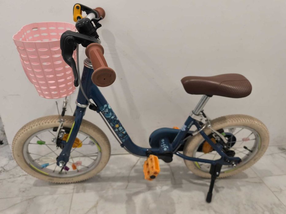 Rowerek dziecięcy biegowy/pedały 2w1 dla dzieci Btwin Discover 900 rama aluminiowa, koła 14"cali, +stopka +kółka boczne +kask +drążek do nauki jazdy