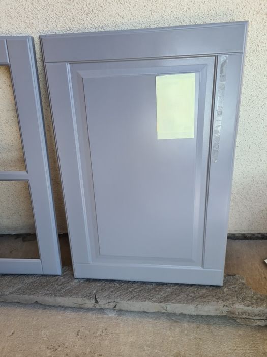 BODBYN szary i szuflada pełne i przeszklone. 40x60