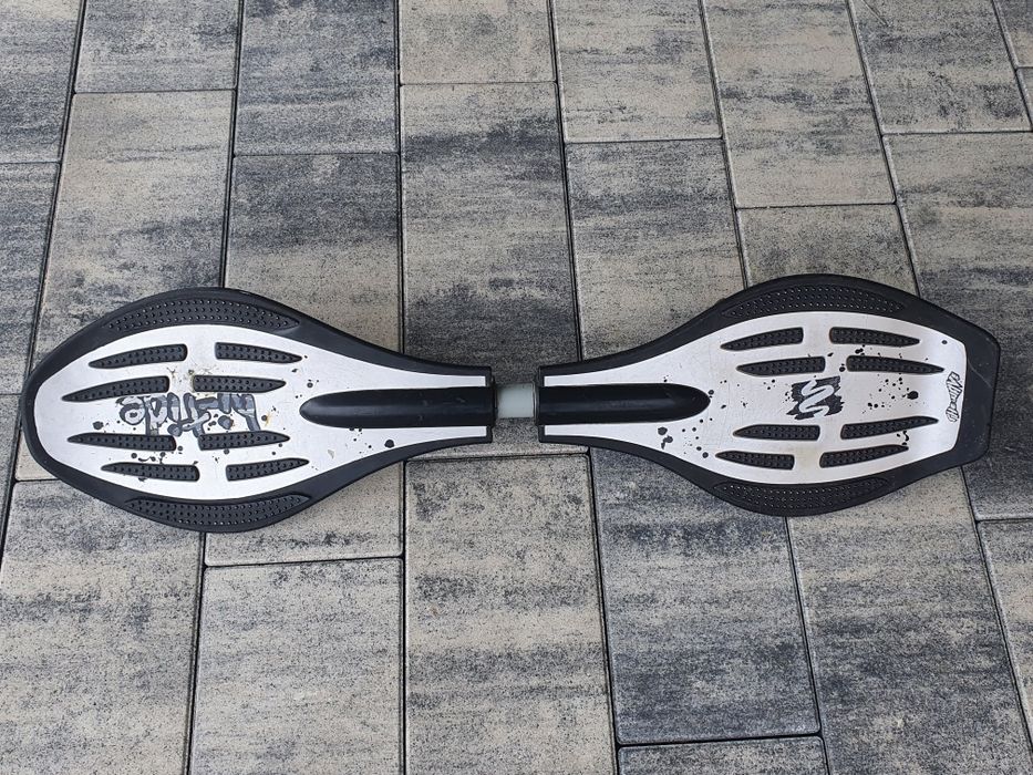 Deskorolka waveboard