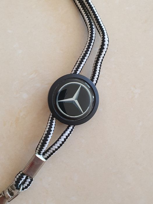 Porta cartão com fita Mercedes