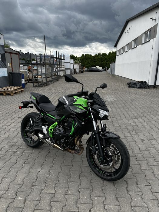 Kawasaki z650 2025 1600km przebiegu