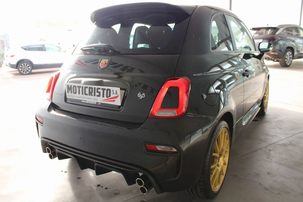 Abarth 695 1.4 T-Jet 75 Anniversário