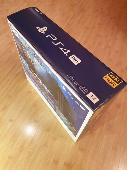 Консоль Sony PlayStation 4 PRO 1TB CUH 72 Black + 4 диска з іграми