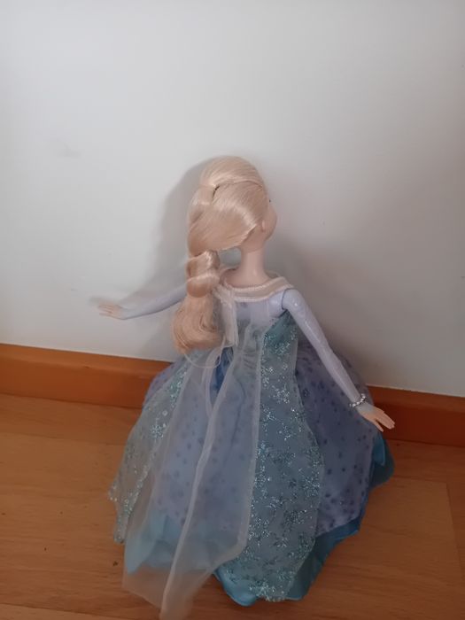 Boneca frozen ( Elsa)