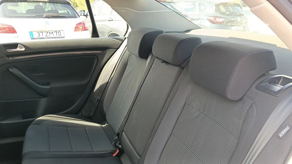 VW Jetta 1.6 TDi Confortline