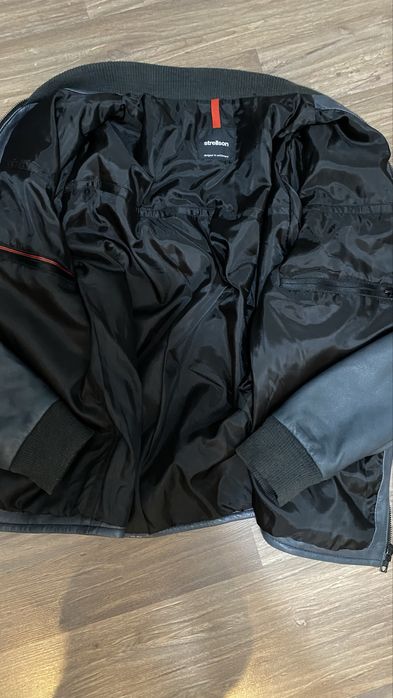 Кожаная куртка Strellson 50