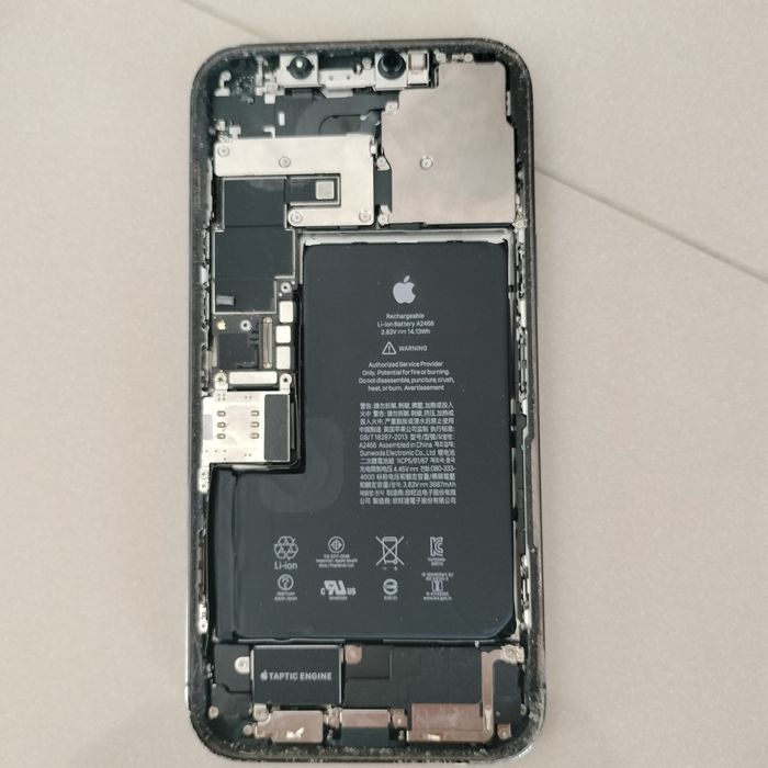 iPhone 12 pro max bez LCD na części