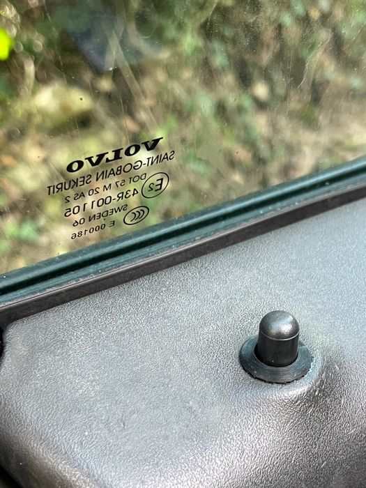 Trim de fecho da porta Volvo V50