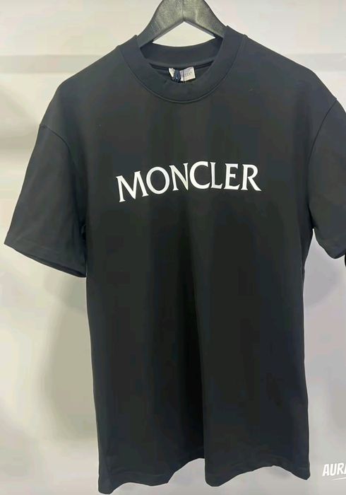 Camisola da marca monclear varios tamanhos