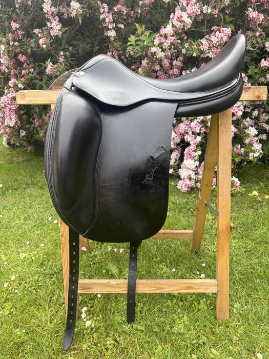 Equipe Rose 18” N Dual Flap