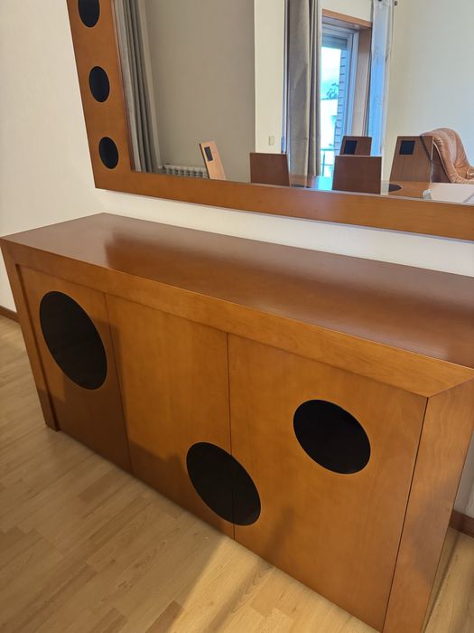 Conjunto de Sala - Mesa, cadeiras , comoda e espelho