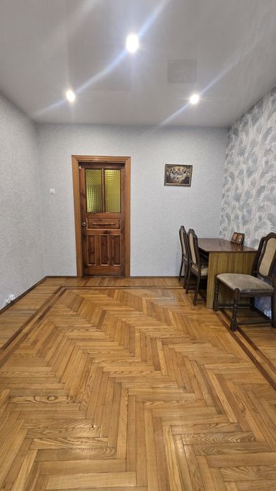 3х кімнатна квартира в центрі міста 73 м кв