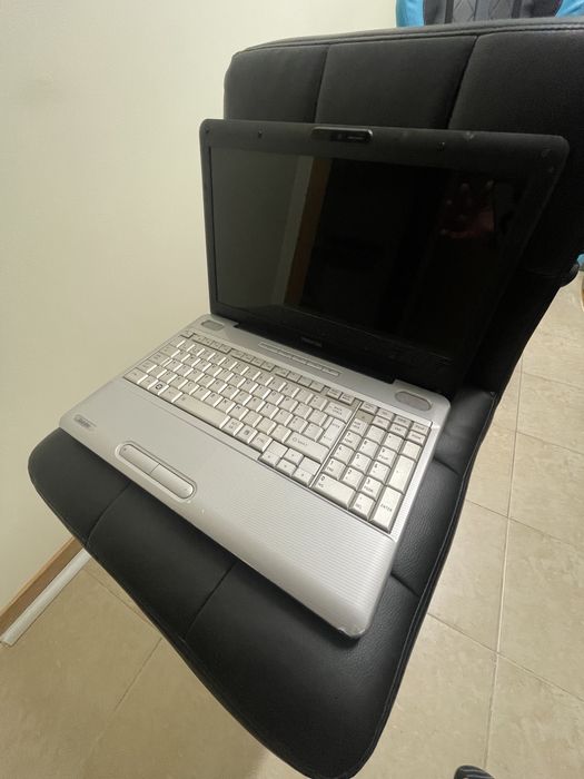Portátil Toshiba l500 com avaria64553166360065120