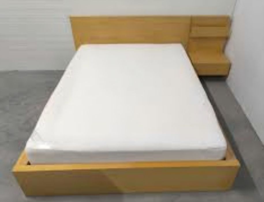 Łóżko 140x200 z materacem