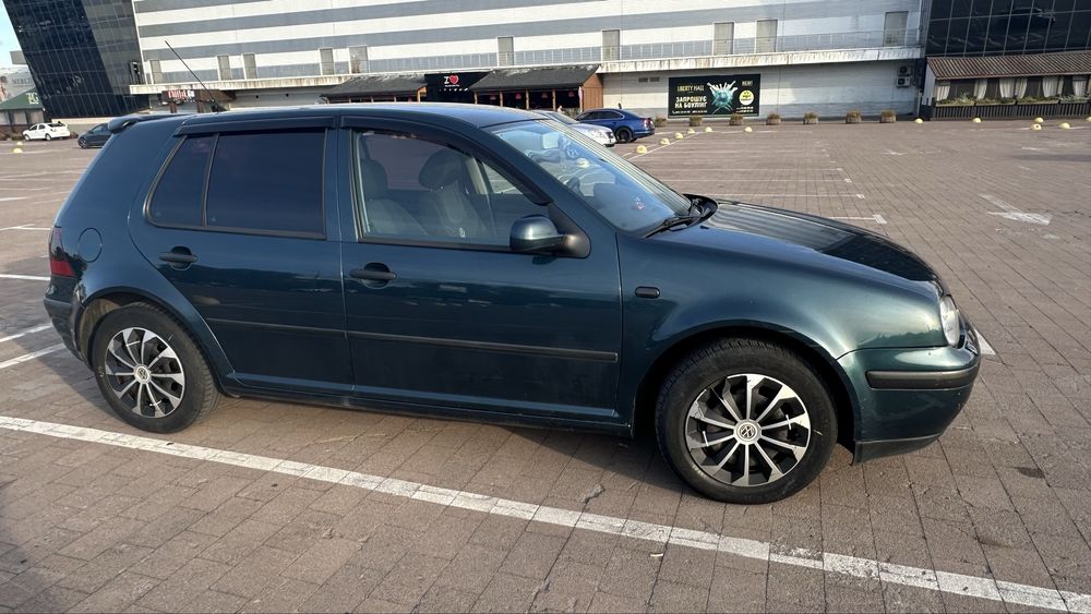 Продам volkswagen golf 4
