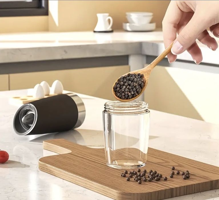 Продаю набір електричних гравітаційних млинків для спецій