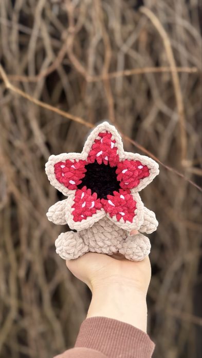 Pluszak demogorgon figurka maskotka stranger things