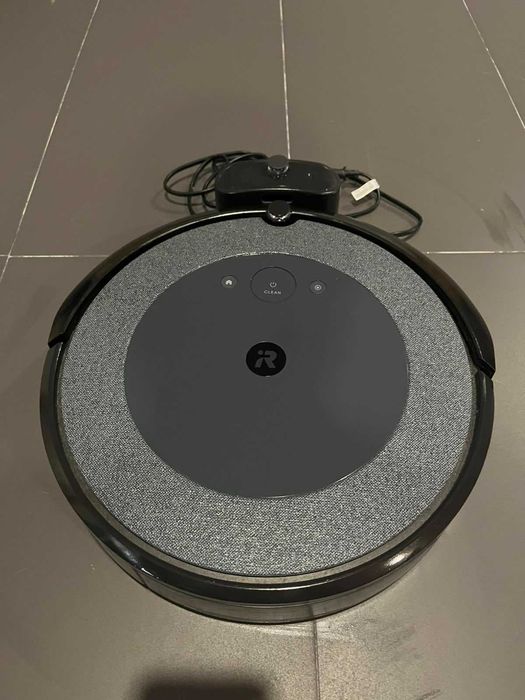 Aspirador Robô IROBOT Roomba I5 Cinzento texturizado