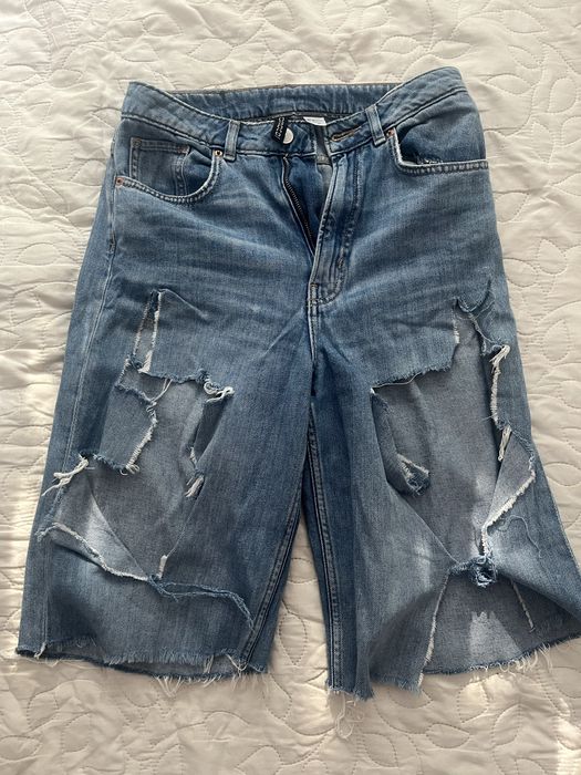 Кастомні джинсові шорти-бермуди H&M з дірками / Гранж шорти DIY / Розмір S (36)
