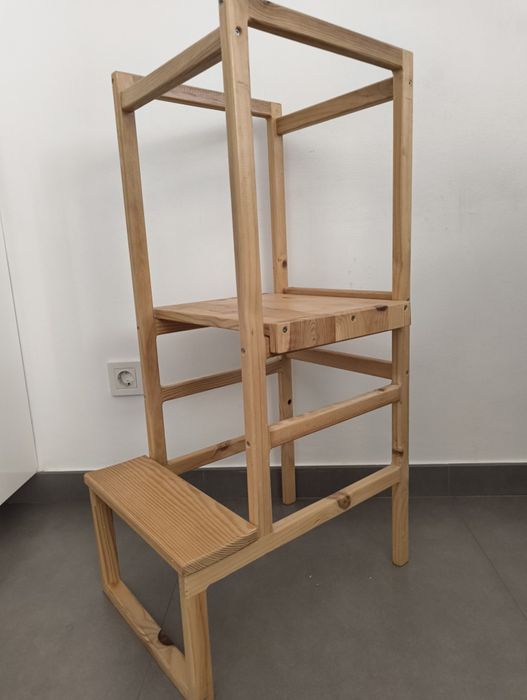 Torre de Aprendizagem / Observação Montessori em Madeira - Perfeitas Condições