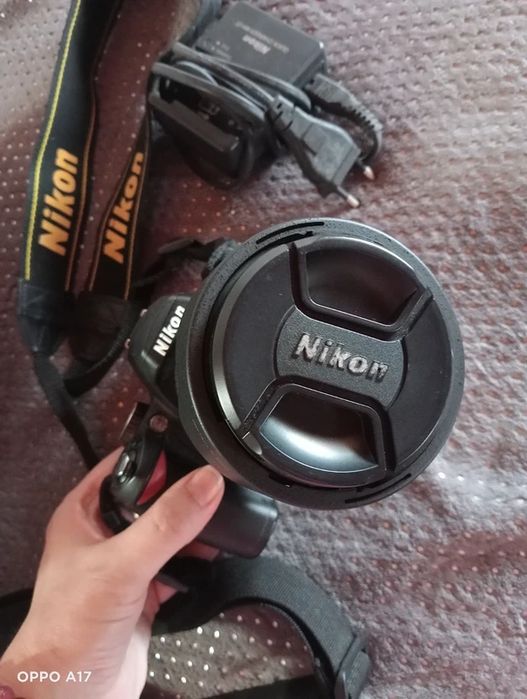 Nikon D60 com Lente VR, Carregador e Bolsa