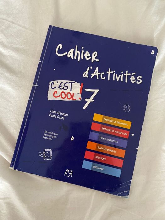 Vendo livros de fichas 7 ano