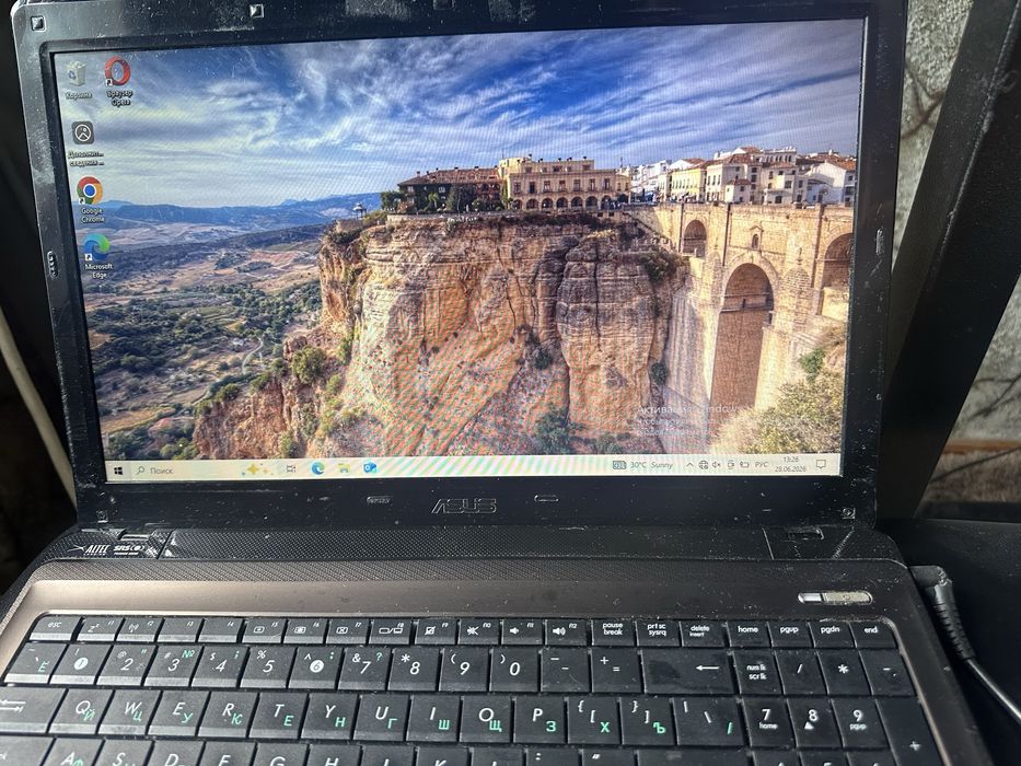 Ноутбук Asus X52J