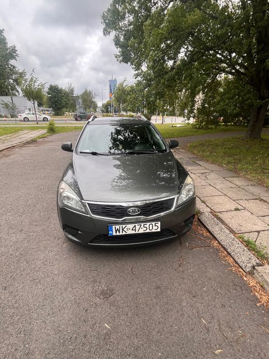 Kia Ceed 1.4 benzyna 2011 kombi