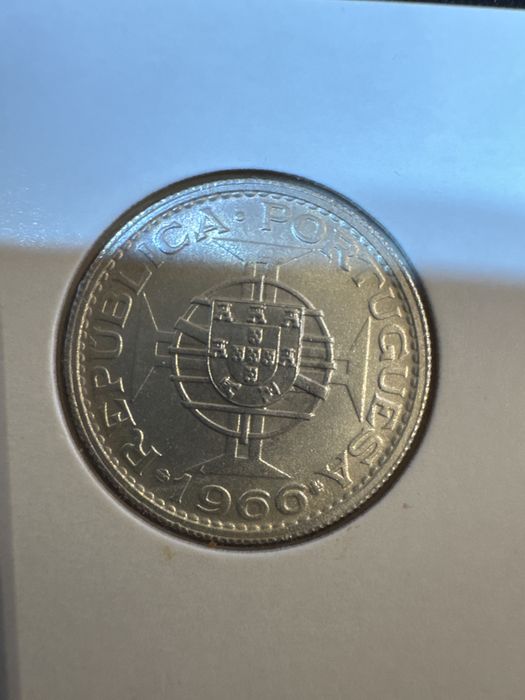Moeda de prata Moçambique 10$ 1966