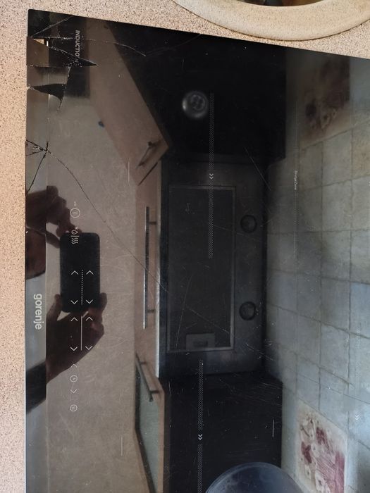 Uszkodzona płyta Gorenje