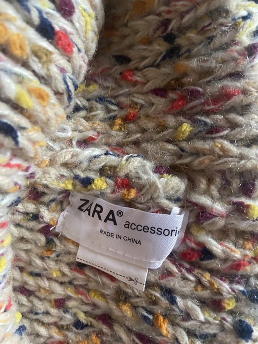 Gorro e gola de malha da zara