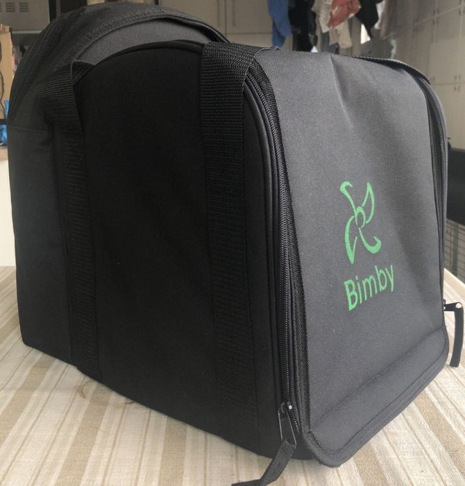 Bimby Tm5 com saco de transporte e madolina