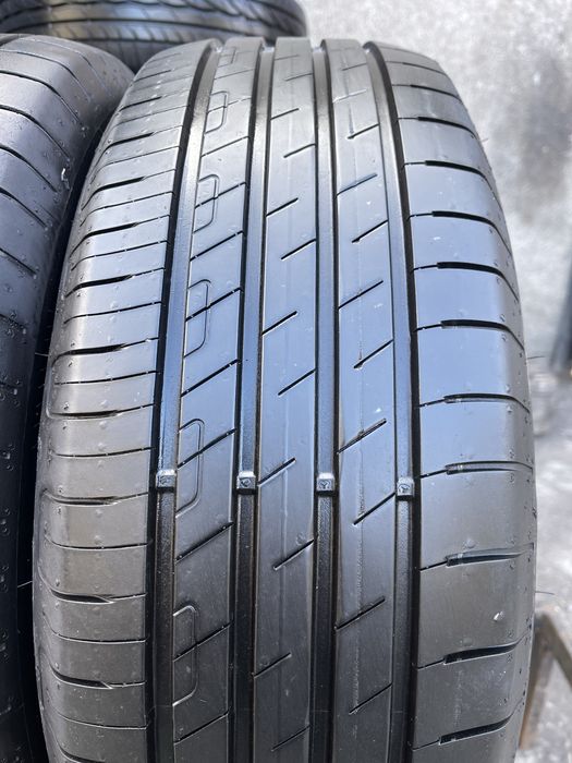 Шини 215/60/17 GoodYear Efficientgrip 4шт літо 7,4мм