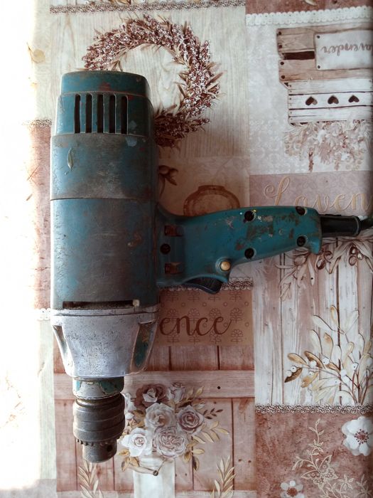 Дрель часів СССР