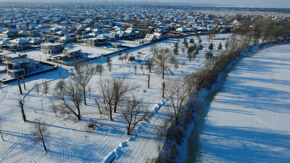 Ділянка в Міжріччя - котеджне містечко на березі Десни, 9 км від Києва