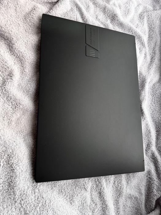 Продам ноутбук Asus VivoBook 16S M6502QA