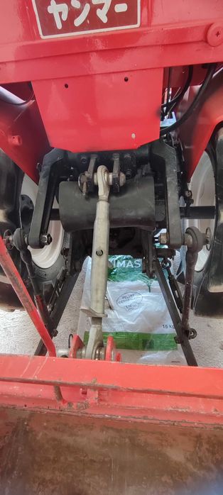 Trator Yanmar F14D
